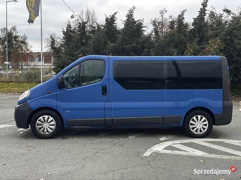 Niebieski Używany 2006 Opel Vivaro Van | 18 800 zł (Super Cena) - Obraz 1/4