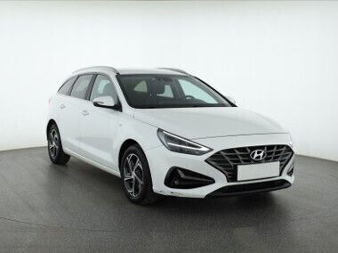 Biały Używany 2020 Hyundai i30 Kombi | 65 999 zł (Dobra cena) - Obraz 1/4