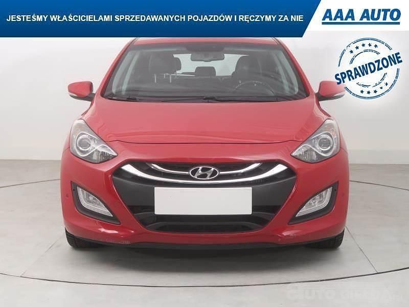 Używany Hyundai i30 2013 Czerwony