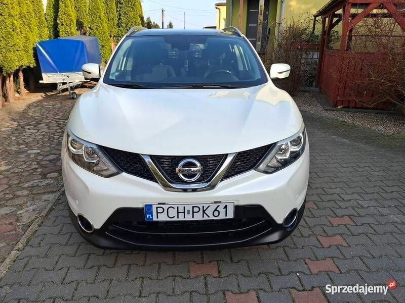 Biały Używany 2015 Nissan Qashqai SUV | 52 900 zł (Uczciwa cena) - Obraz 1/4