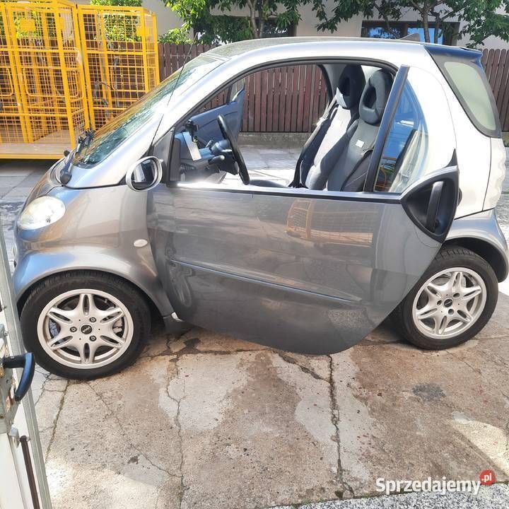 Grafitowy Używany 2001 Smart ForTwo Coupé Hatchback | 5800 zł - Obraz 1/4