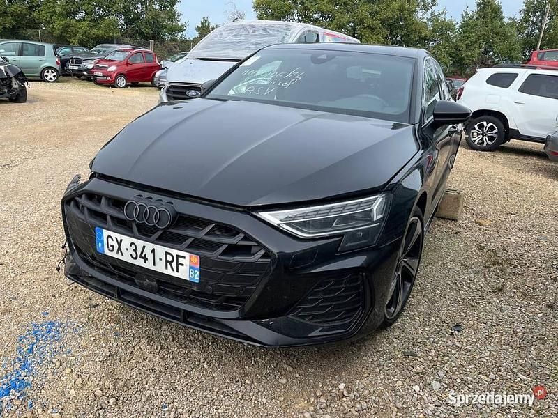 Czarny Używany 2024 Audi A3 Sportback S-Line Hatchback | 56 200 zł - Obraz 1/4