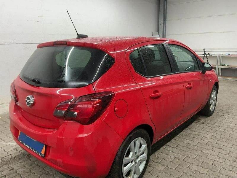 Używany Opel Corsa 90 KM (66 kW) 2017 Czerwony Hatchback