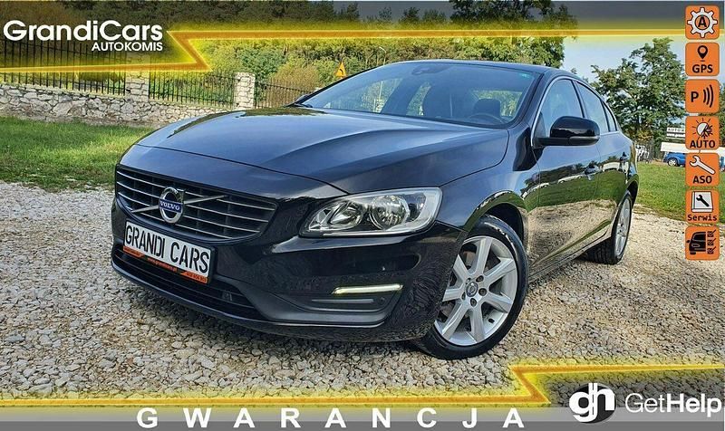 Czarny Używany 2016 Volvo S60 Momentum Sedan/Limuzyna | 42 700 zł (Super Cena) - Obraz 1/4