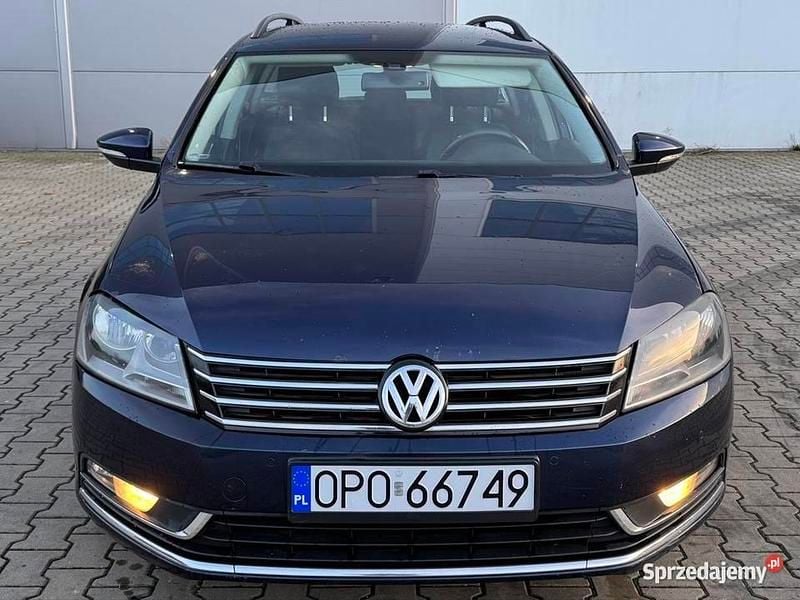 Używany VW Passat 105 KM (77 kW) 2014 Niebieski Sedan/Limuzyna