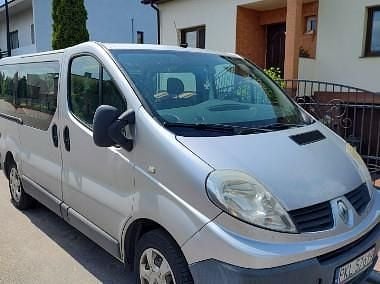 Srebrny Używany 2011 Renault Trafic Van | 32 500 zł - Obraz 1/4