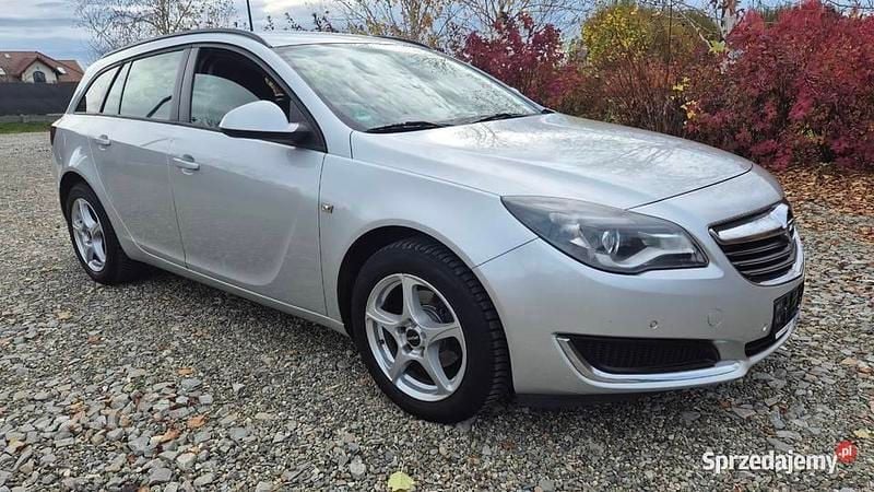 Szary Używany 2016 Opel Insignia Kombi | 27 900 zł (Dobra cena) - Obraz 1/4