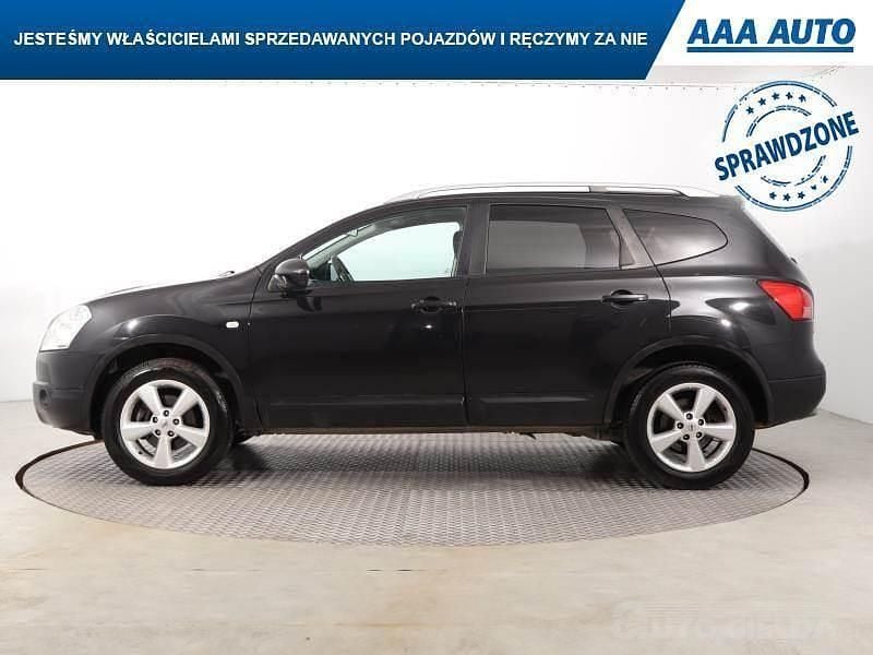 Używany Nissan Qashqai +2 114 KM (83 kW) 2009 Czarny SUV