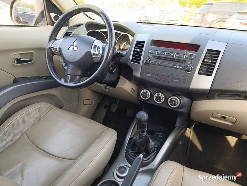 Używany 2009 Mitsubishi Outlander SUV | 23 500 zł (Uczciwa cena) - Obraz 1/4