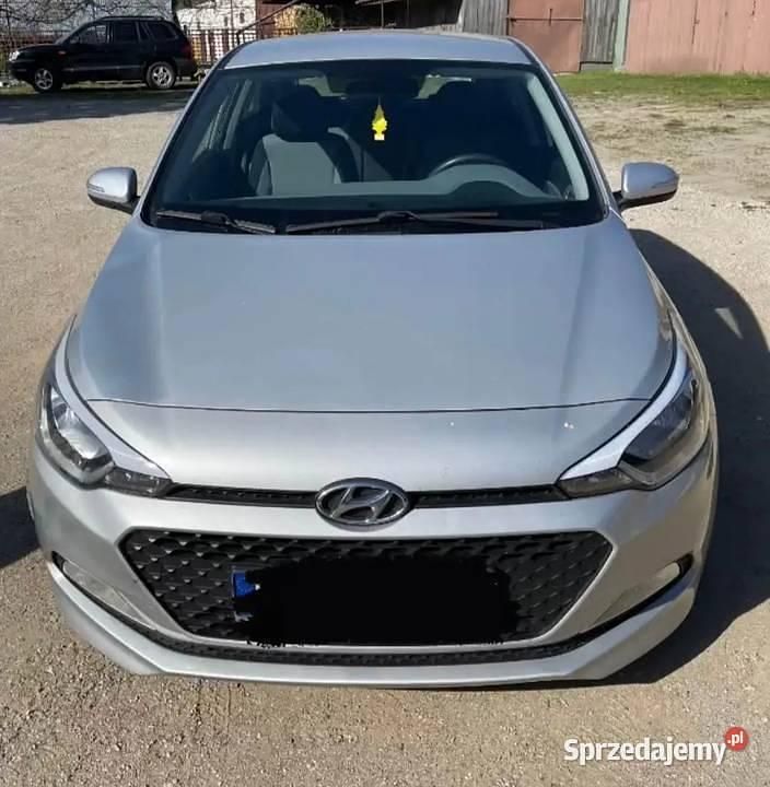 Srebrny Używany 2015 Hyundai i20 Hatchback | 29 900 zł (Uczciwa cena) - Obraz 1/4