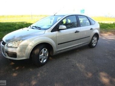 Srebrny Używany 2005 Ford Focus Hatchback | 11 900 zł (Dość drogi) - Obraz 1/4