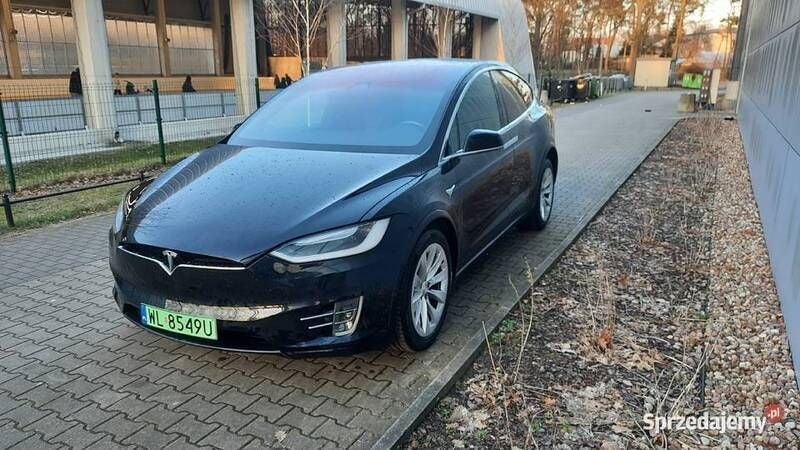 Używany 2016 Tesla Model X SUV | 119 000 zł - Obraz 1/4