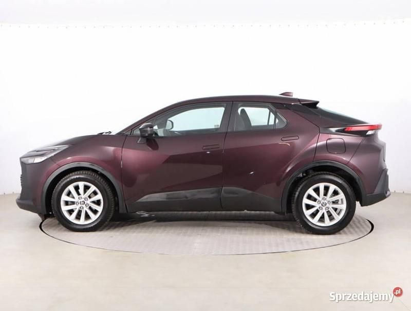 Używany Toyota C-HR 140 KM (102 kW) 2024 Fioletowy SUV