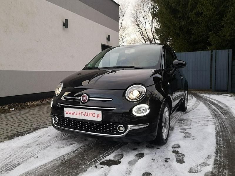 Czarny Używany 2018 Fiat 500 Hatchback | 35 900 zł (Uczciwa cena) - Obraz 1/4