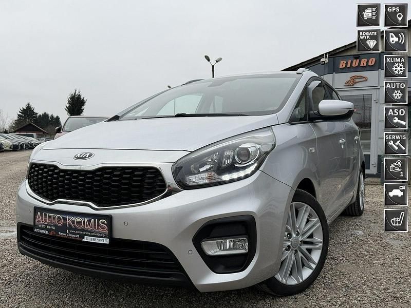 Używany Kia Carens 135 KM (99 kW) 2018 Srebrny Minivan