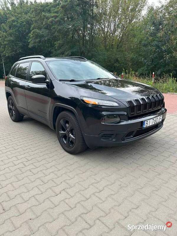 Czarny Używany 2016 Jeep Cherokee SUV | 69 900 zł (Dobra cena) - Obraz 1/4