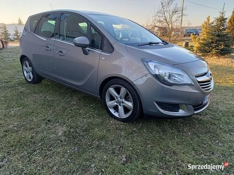 Używany Opel Meriva 2014 Beżowy Minivan