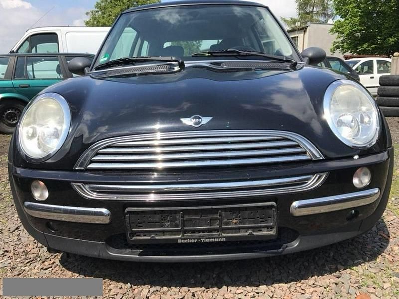 Czarny (metalik) Używany 2003 Mini Cooper Coupé Coupe | 10 600 zł - Obraz 1/1
