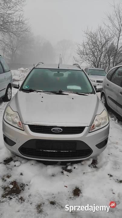 Używany Ford Focus 2008 Srebrny Kombi