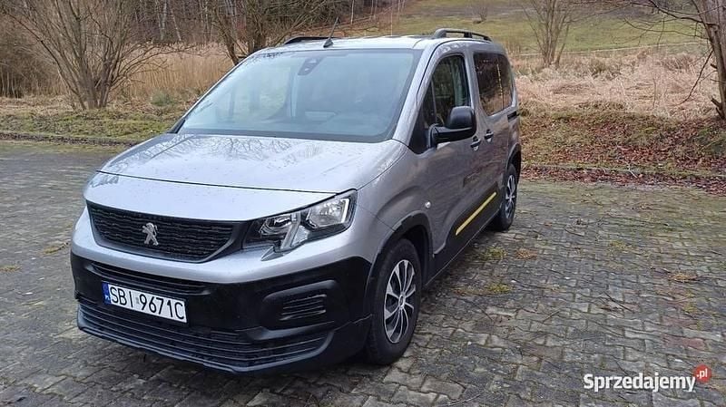 Używany 2020 Peugeot Rifter Minivan | 56 900 zł (Uczciwa cena) - Obraz 1/4