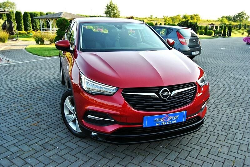 Bordowy Używany 2018 Opel Grandland X SUV | 56 900 zł (Dość drogi) - Obraz 1/4
