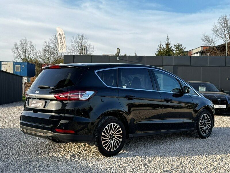 Używany Ford S-MAX S 150 KM (110 kW) 2019 Czarny (metalik) Minivan