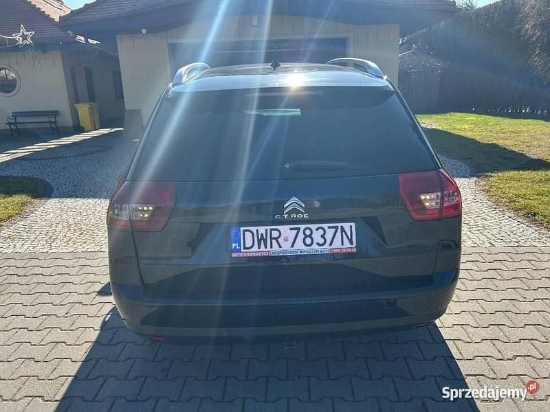 Używany Citroën C5 114 KM (83 kW) 2013 Czarny Kombi