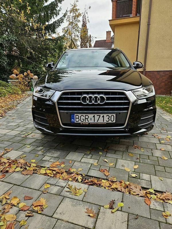 Czarny Używany 2015 Audi Q3 SUV | 77 500 zł (Drogi) - Obraz 1/4