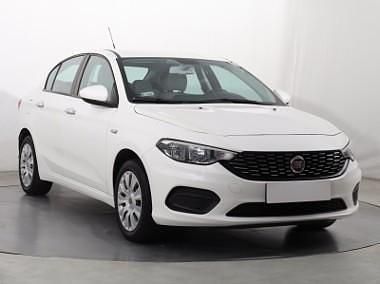 Biały Używany 2017 Fiat Tipo Sedan/Limuzyna | 36 499 zł (Uczciwa cena) - Obraz 1/4