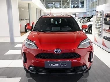 Używany Toyota Yaris Cross Comfort 116 KM (85 kW) 2023 Czerwony SUV