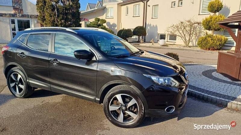 Czarny Używany 2016 Nissan Qashqai 360º SUV | 48 800 zł (Uczciwa cena) - Obraz 1/4