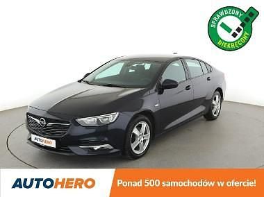 Czarny Używany 2017 Opel Insignia Country Tourer Kombi | 46 900 zł - Obraz 1/3