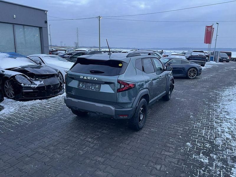 Używany Dacia Duster 100 KM (73 kW) 2025 Czarny SUV