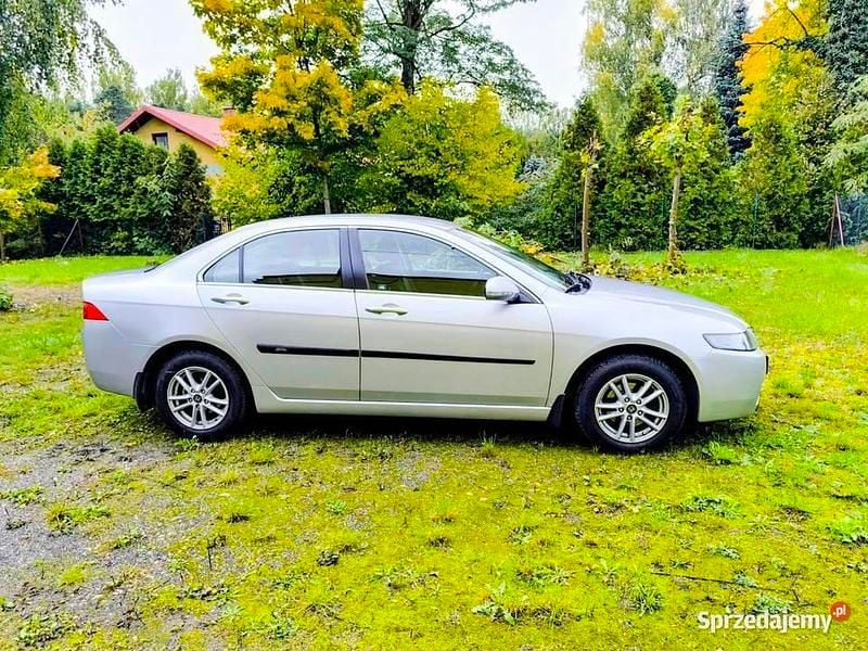 Srebrny Używany 2005 Honda Accord Sedan/Limuzyna | 16 000 zł - Obraz 1/4