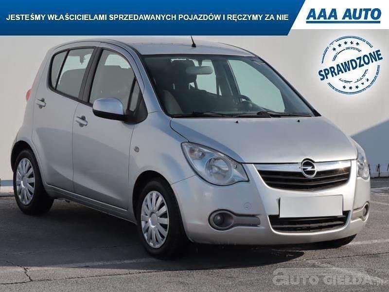 Używany Opel Agila 86 KM (63 kW) 2008 Srebrny Hatchback