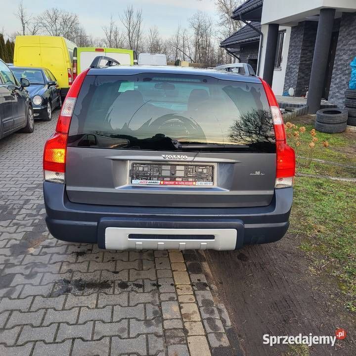 Używany Volvo XC70 Momentum 2005 Grafitowy SUV