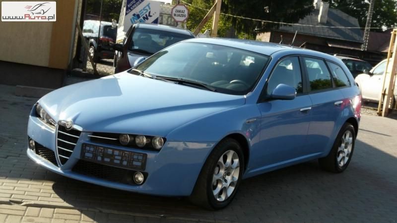 Używany Alfa Romeo 159 150 KM (110 kW) 2009 Niebieski Sedan/Limuzyna
