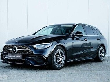 Czarny Używany 2021 Mercedes A220 AMG line Sedan/Limuzyna | 249 900 zł - Obraz 1/4
