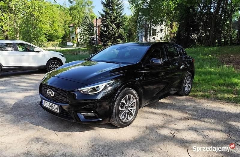 Używany 2019 Infiniti Q30 Premium Hatchback | 69 900 zł - Obraz 1/4