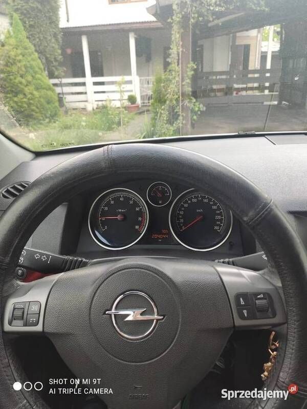 Używany 2004 Opel Astra | 12 500 zł (Drogi) - Obraz 1/4