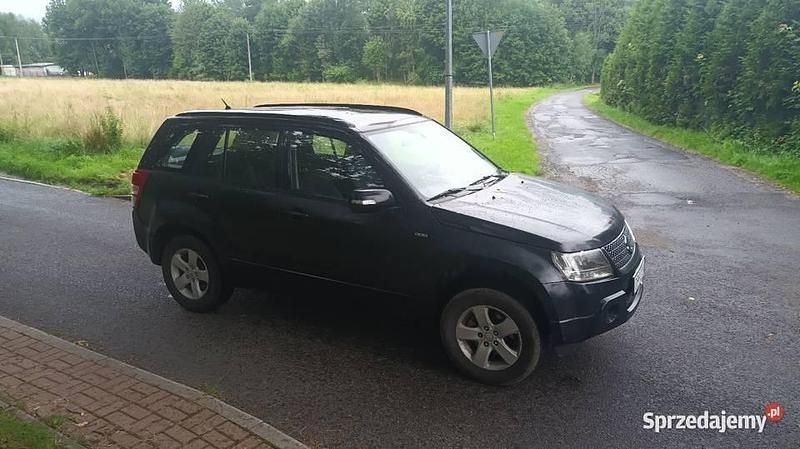 Czarny Używany 2011 Suzuki Grand Vitara SUV | 19 800 zł - Obraz 1/4