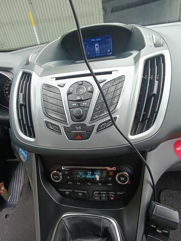 Używany Ford Grand C-Max 2014 Czarny Minivan