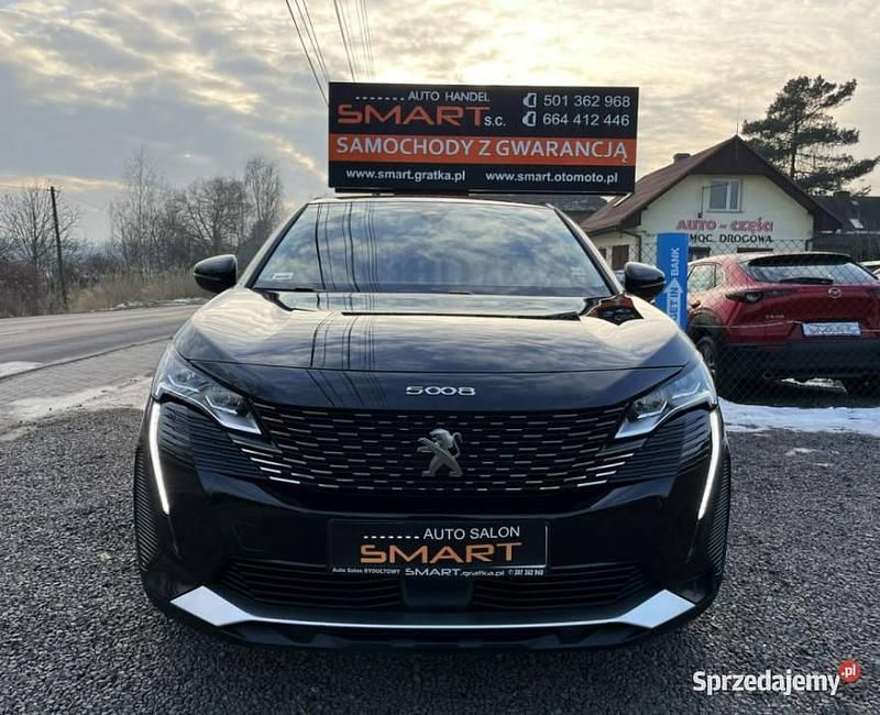 Używany Peugeot 5008 130 KM (95 kW) 2021 Czarny Sedan/Limuzyna