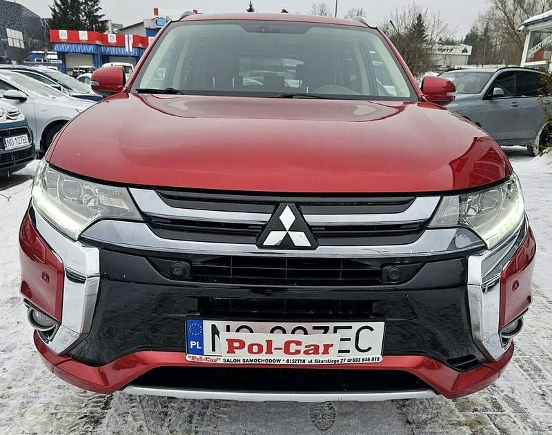 Używany Mitsubishi Outlander 2016 Czerwony SUV