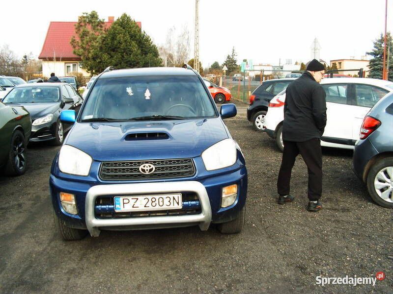 Granatowy Używany 2003 Toyota RAV4 SUV | 13 500 zł (Uczciwa cena) - Obraz 1/4