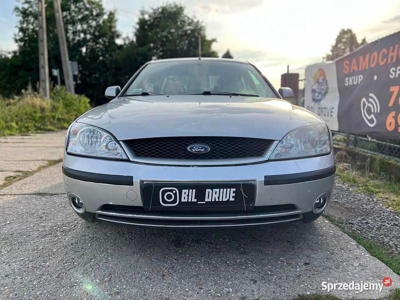 Srebrny Używany 2001 Ford Mondeo Sedan/Limuzyna | 3300 zł (Uczciwa cena) - Obraz 1/4