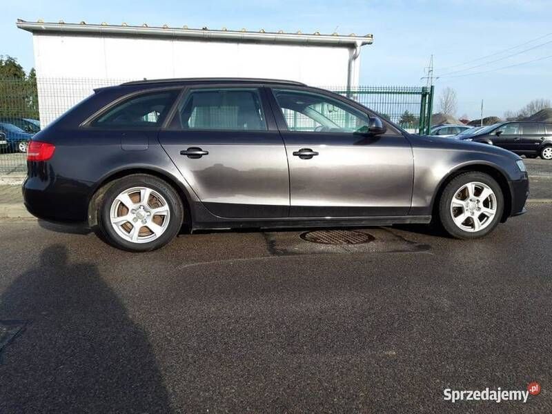 Grafitowy Używany 2009 Audi A4 Sedan/Limuzyna | 35 900 zł (Uczciwa cena) - Obraz 1/4