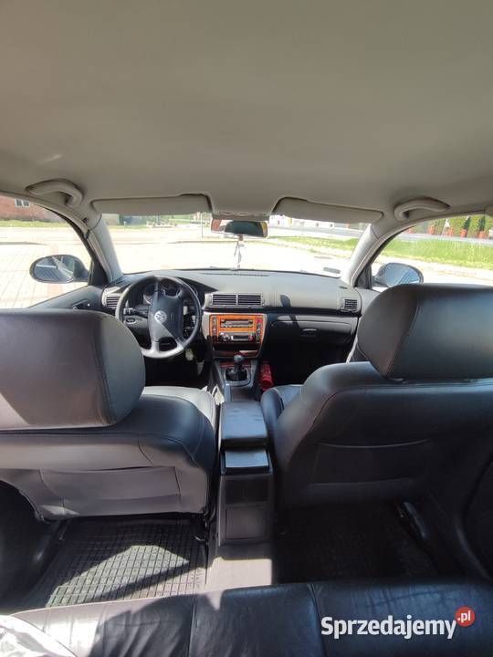 Używany VW Passat Comfortline 2004 Czarny Sedan/Limuzyna