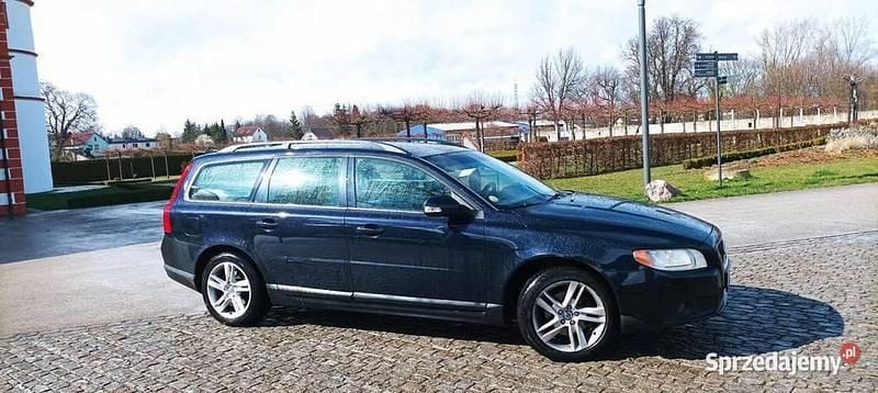 Granatowy Używany 2009 Volvo V70 Kombi | 12 500 zł (Dobra cena) - Obraz 1/4