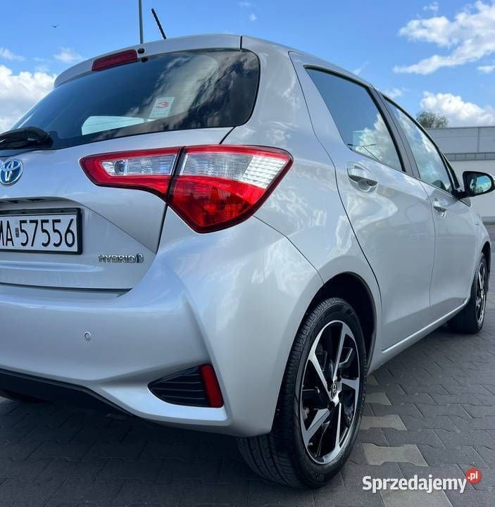 Używany 2019 Toyota Yaris Hybrid | 55 500 zł (Super Cena) - Obraz 1/4